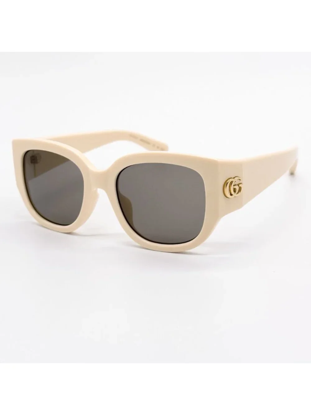 New Gucci White Women Sunglasses GG1599SA 004